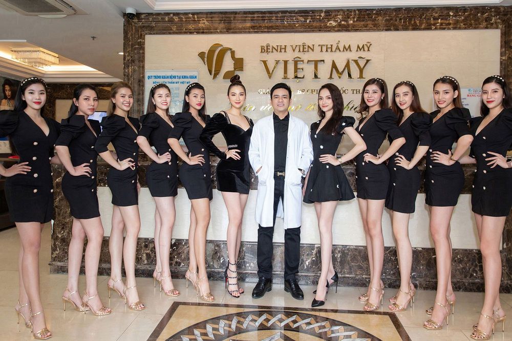 3 phụ nữ đang đòi lại 1 triệu tiền cọc ở thẩm mỹ viện Arista Clinic Việt Thái