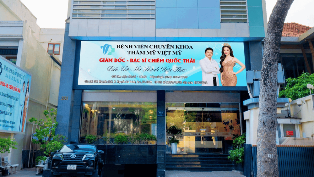 Bệnh viện Thẩm mỹ Việt Mỹ cung cấp dịch vụ tháo túi ngực.