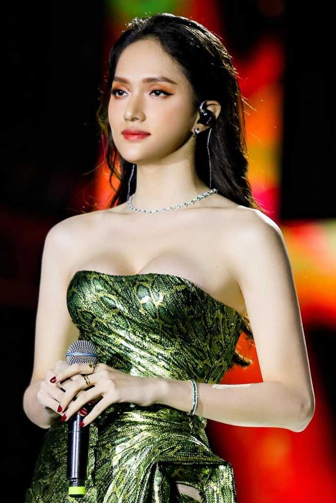 Nâng ngực mỡ tự thân là một phương pháp nâng ngực ít xâm lấn nhưng vẫn mang lại hiệu quả lâu dài cho phái đẹp